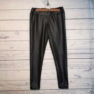 Faux leather leggings